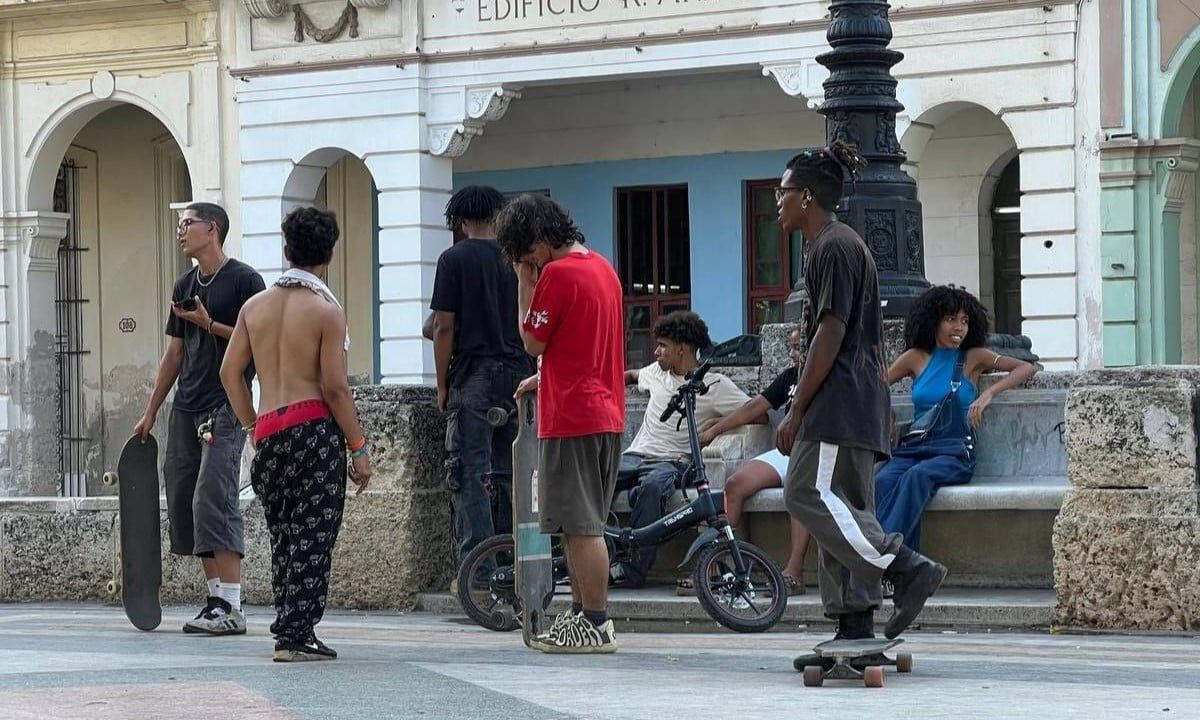 los-apagones,-el-hambre-y-la-emigracion-han-disparado-la-crisis-psicosocial-en-cuba