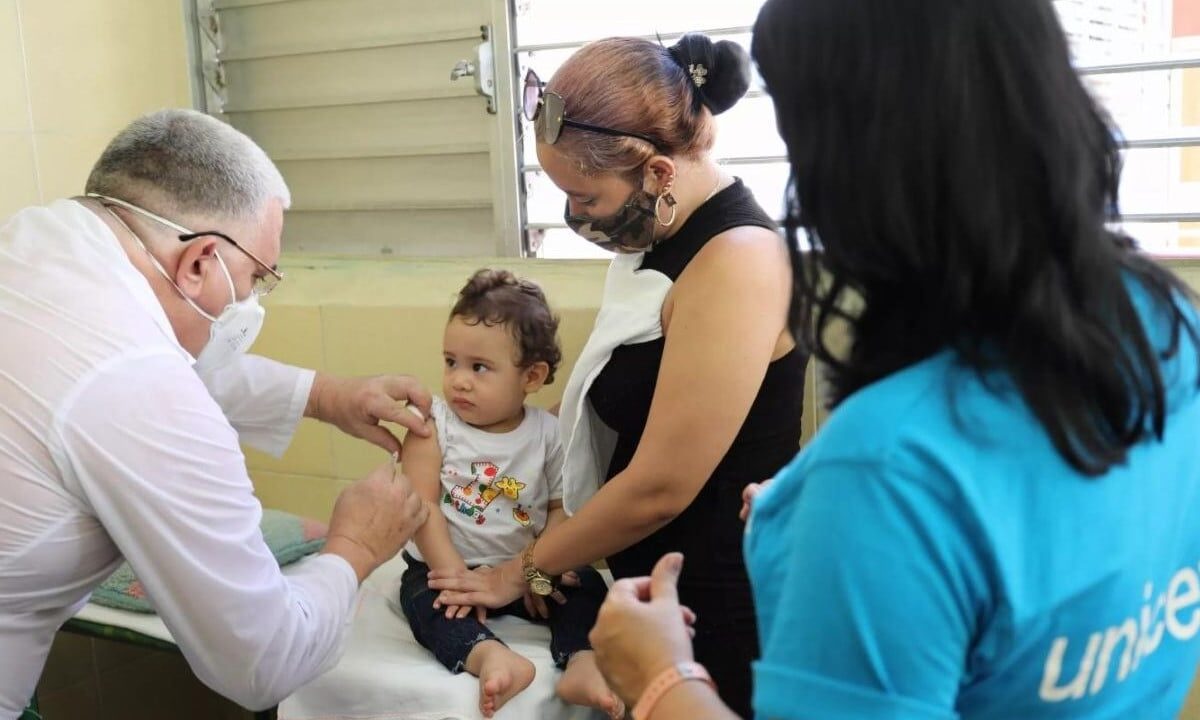 los-apagones-en-cuba-ponen-en-riesgo-la-vacunacion-de-casi-70.000-ninos,-advierte-la-onu
