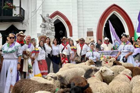 ¡vea-pues!-arrieros-de-marulanda,-en-caldas,-llegaron-hasta-la-ceja,-antioquia