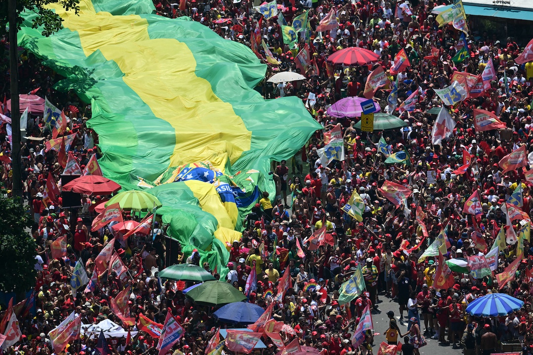 despues-del-debate,-a-las-calles:-lula-y-bolsonaro-cierran-campana-en-brasil-–-nicaragua-investiga